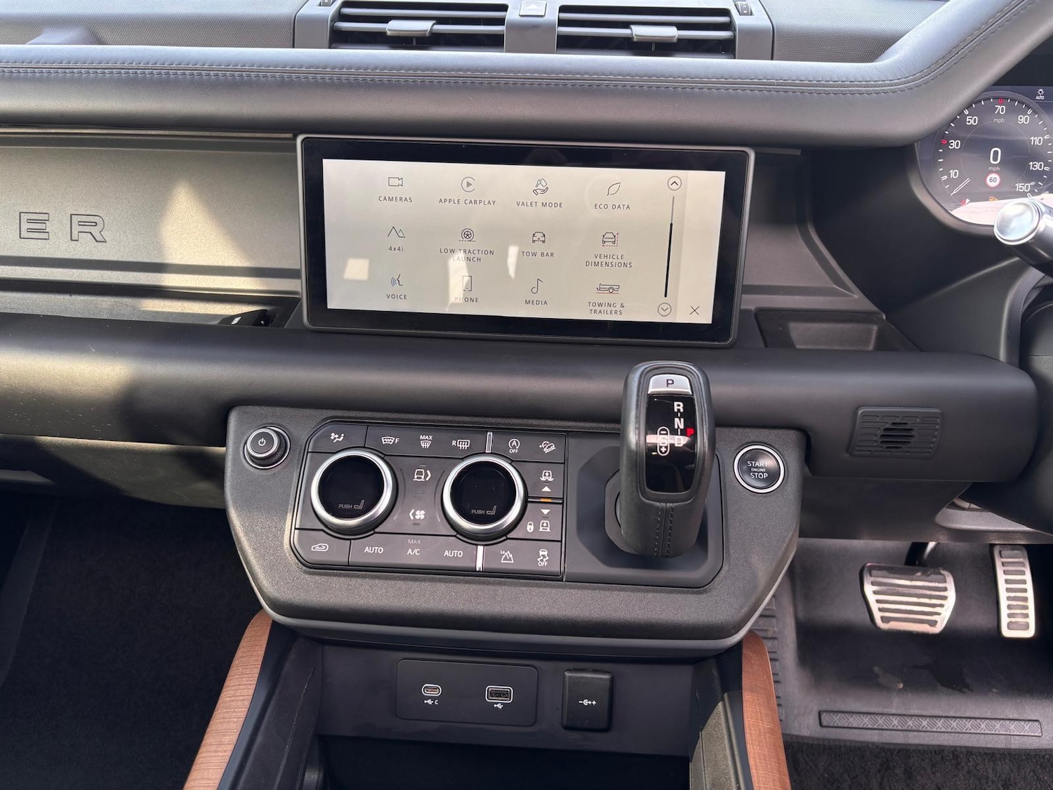 Used Land Rover Defender 2021 for sale - 76200728: Photo 80