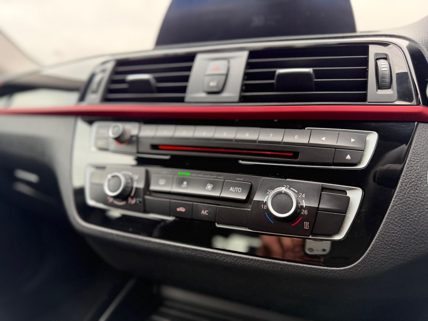 Used BMW 1 Series 2018 for sale - 77376930: Photo 34