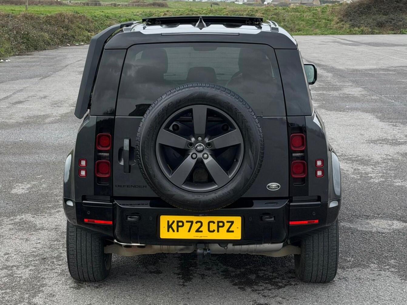 Used Land Rover Defender 2022 for sale - 77646867: Photo 10