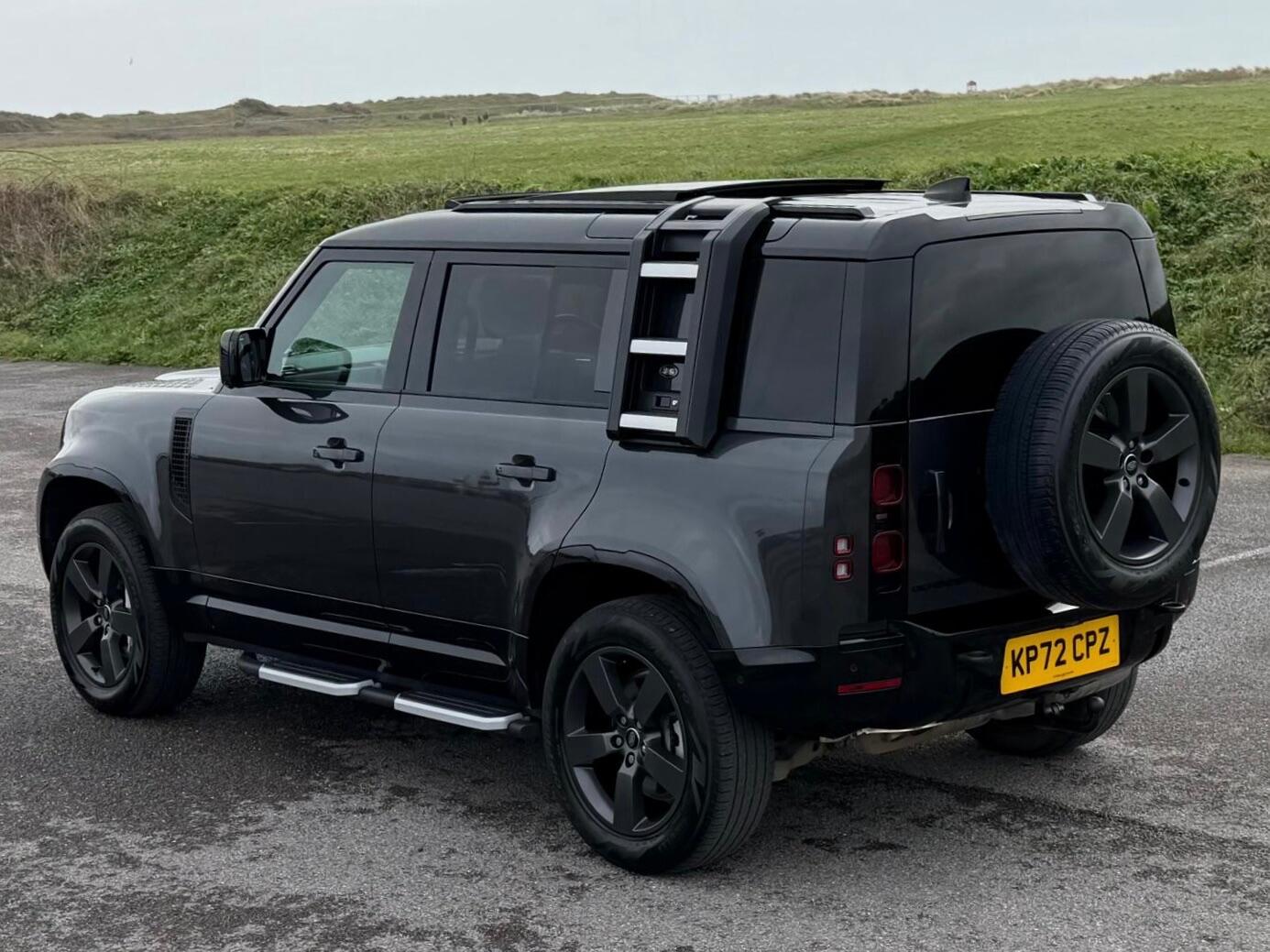 Used Land Rover Defender 2022 for sale - 77646867: Photo 36