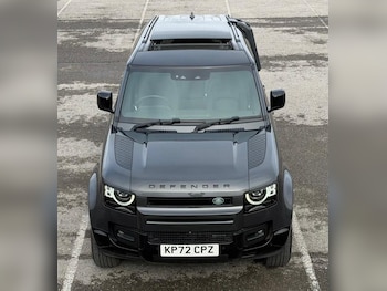 Used Land Rover Defender 2022 for sale - 77646867: Photo