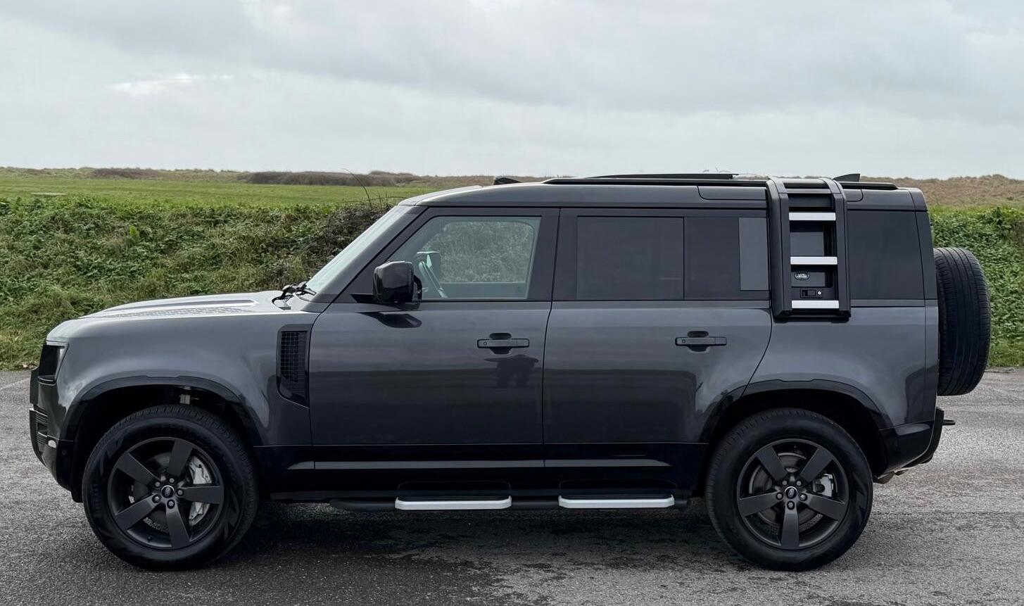 Used Land Rover Defender 2022 for sale - 77646867: Photo 40