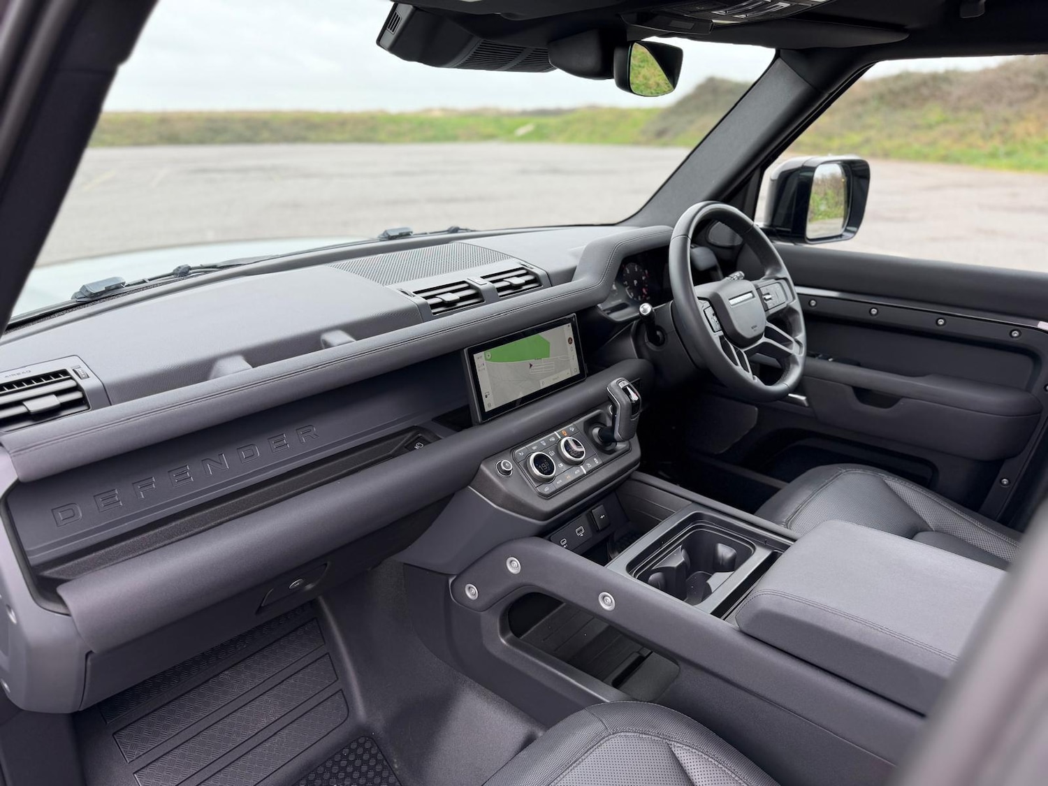 Used Land Rover Defender 2022 for sale - 77646867: Photo 50