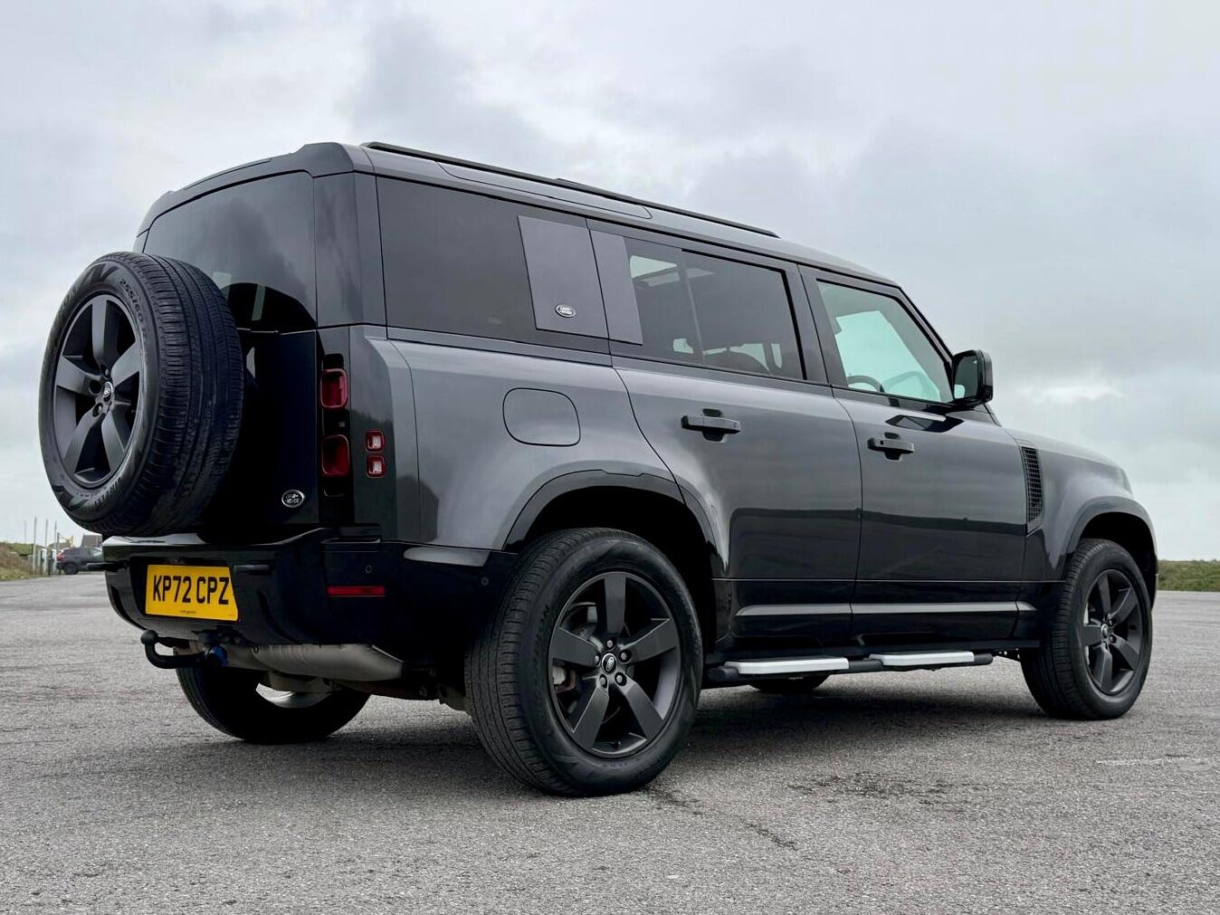 Used Land Rover Defender 2022 for sale - 77646867: Photo 7