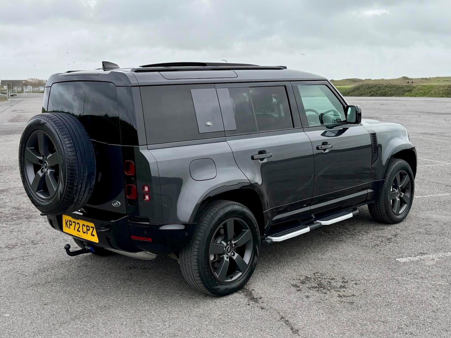 Used Land Rover Defender 2022 for sale - 77646867: Photo 8