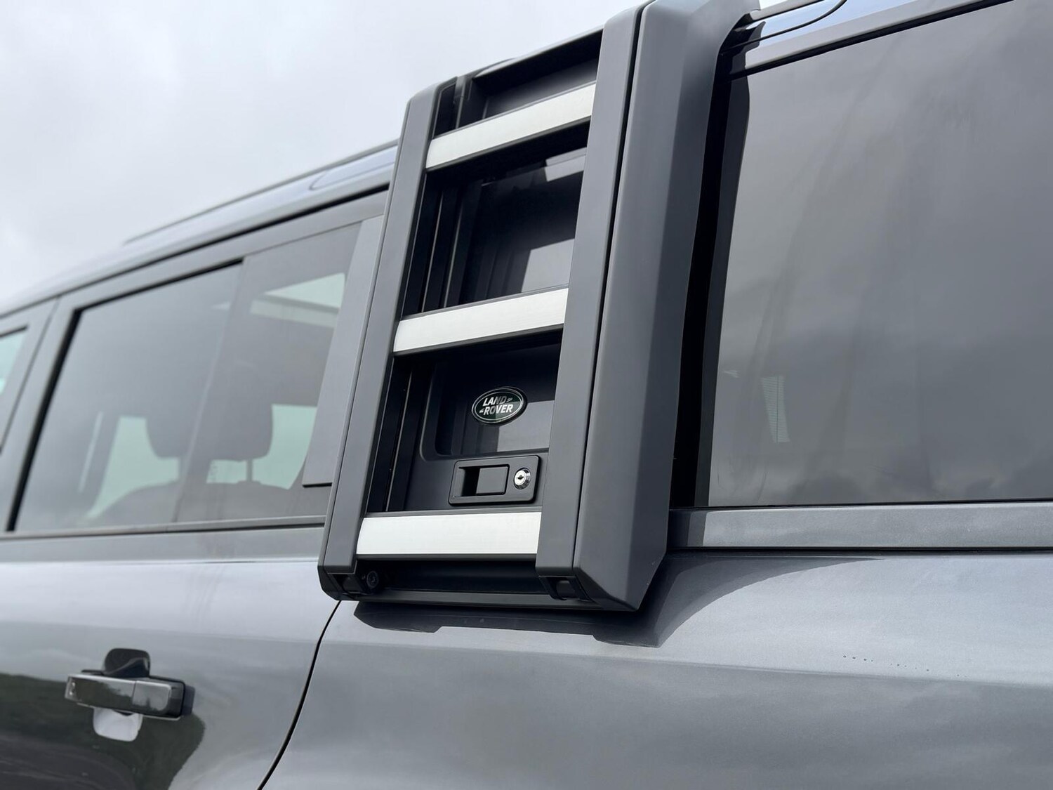 Used Land Rover Defender 2022 for sale - 77646867: Photo 85