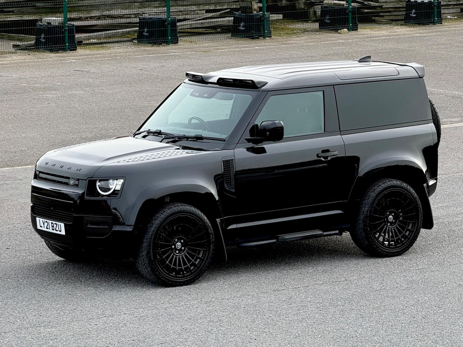 Used Land Rover Defender 90 2021 for sale - 77586276: Photo 11