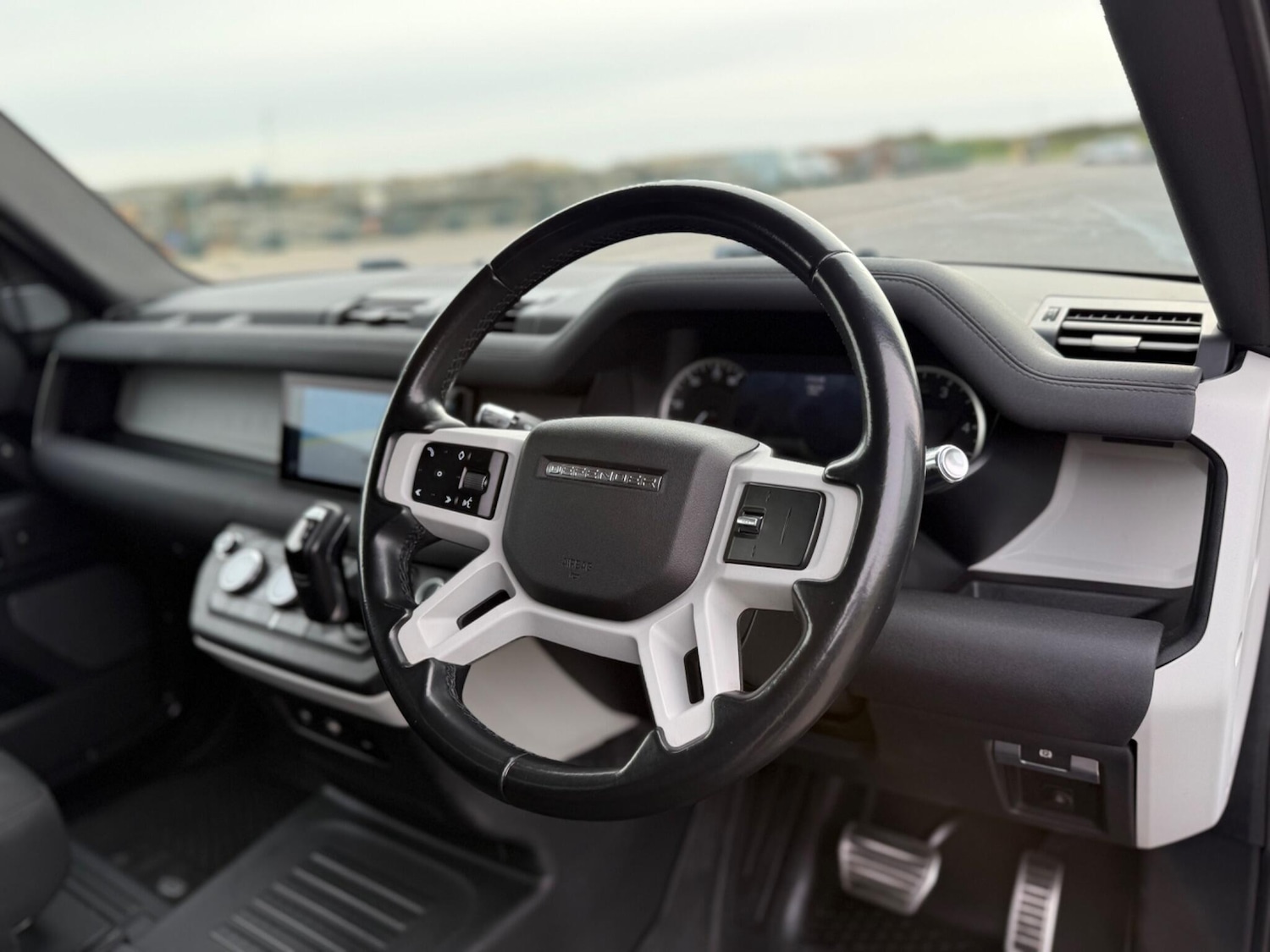 Used Land Rover Defender 90 2021 for sale - 77586276: Photo 12