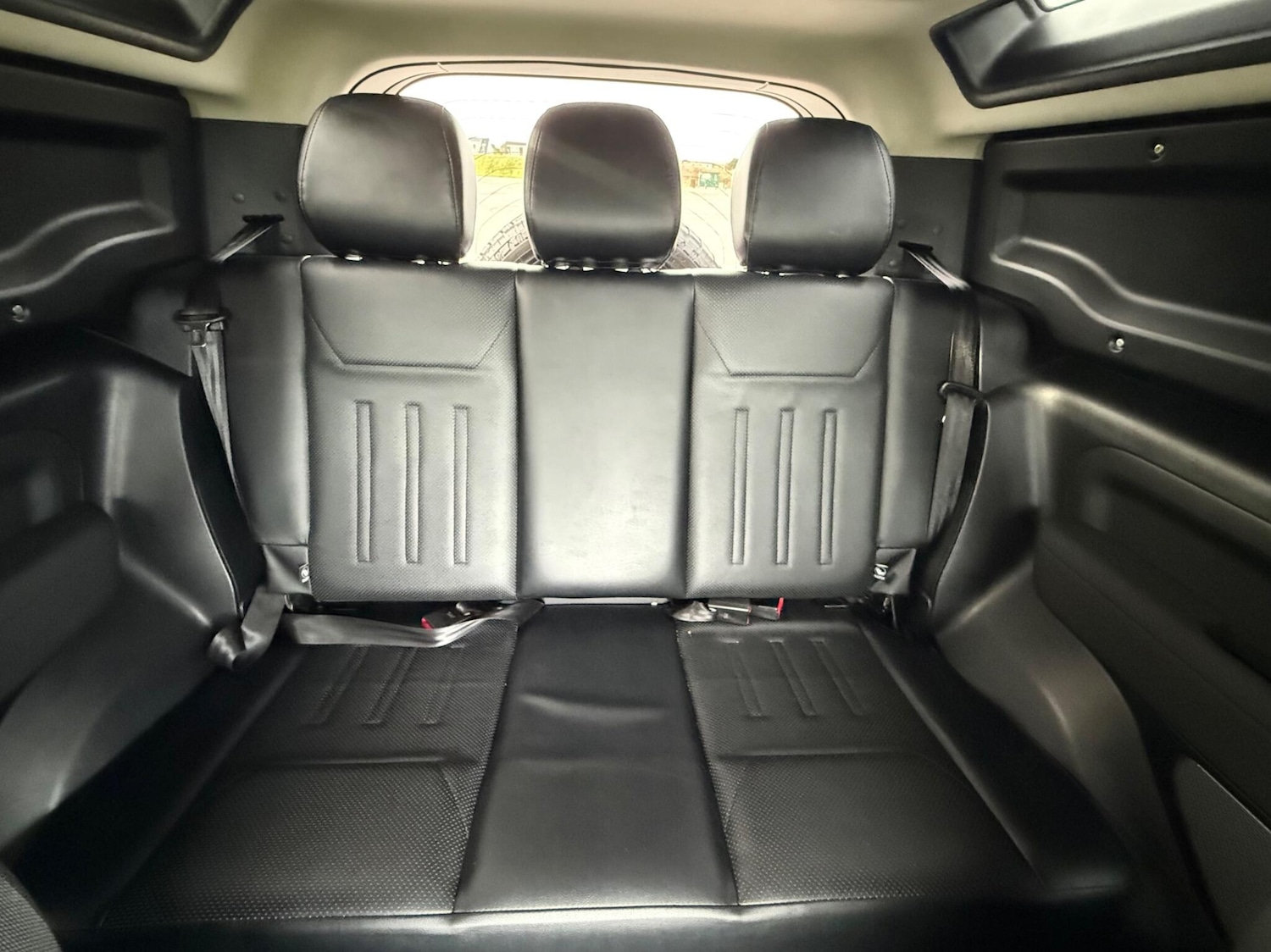 Used Land Rover Defender 90 2021 for sale - 77586276: Photo 15