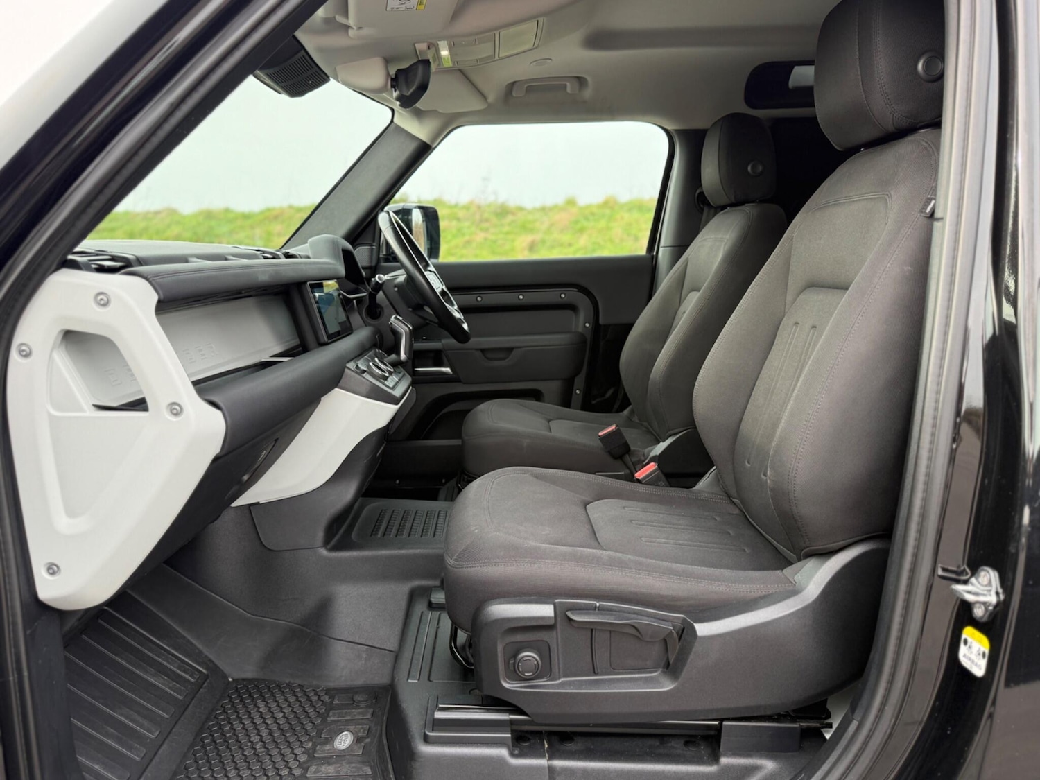 Used Land Rover Defender 90 2021 for sale - 77586276: Photo 16