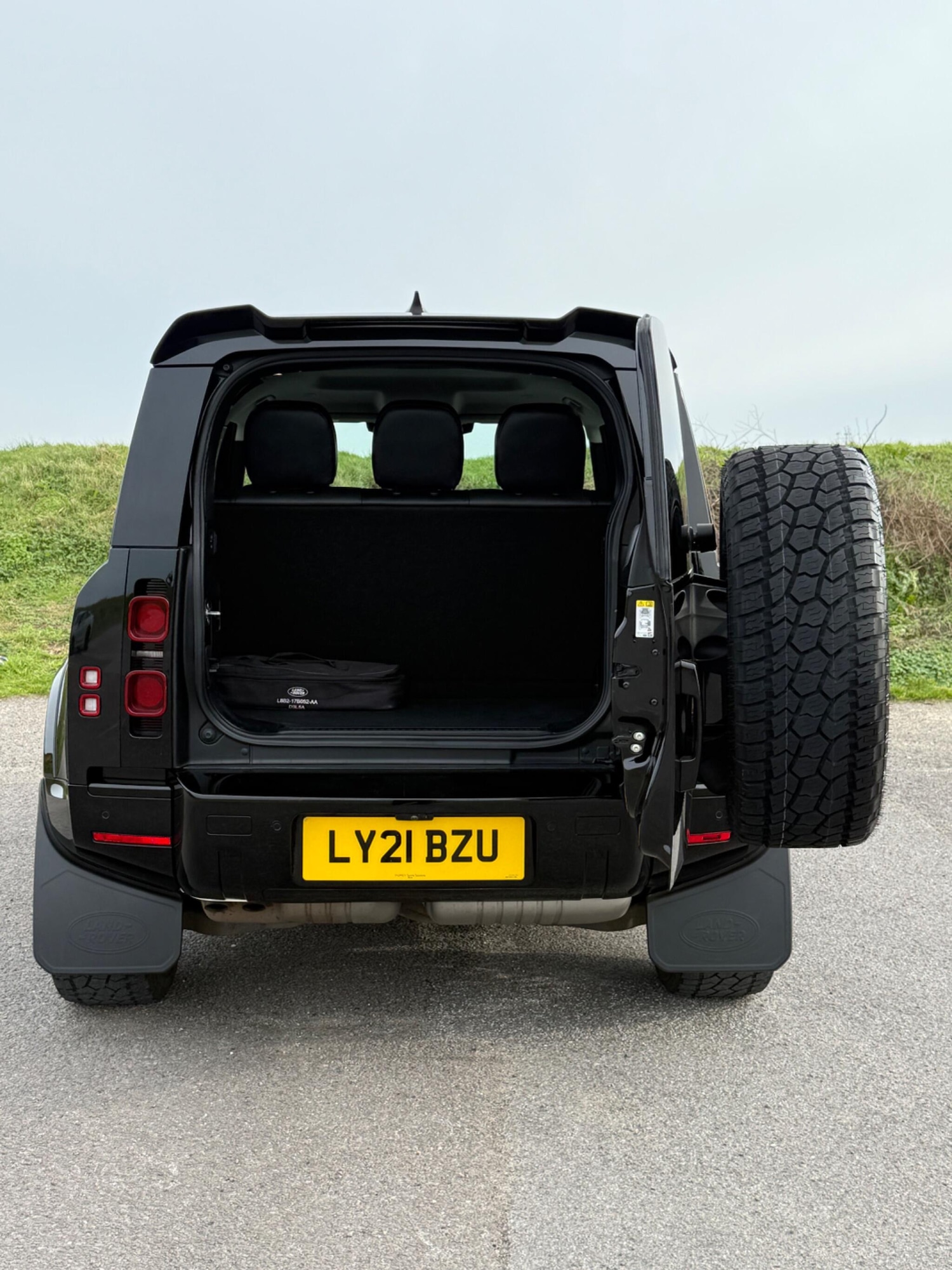 Used Land Rover Defender 90 2021 for sale - 77586276: Photo 22