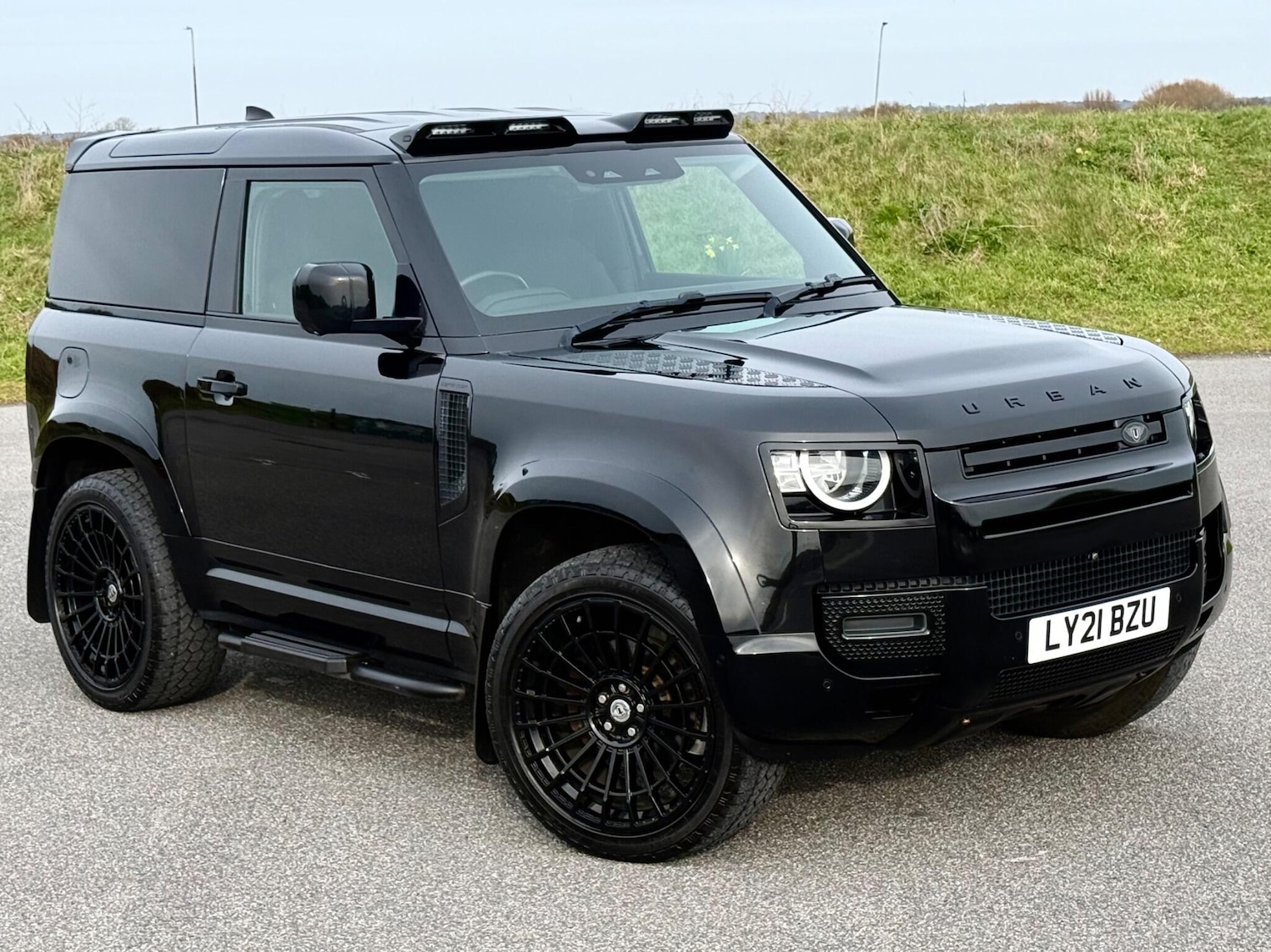 Used Land Rover Defender 90 2021 for sale - 77586276: Photo 26