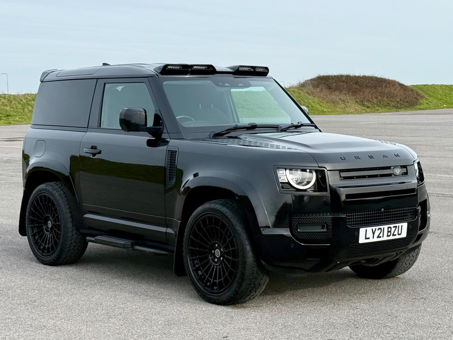 Used Land Rover Defender 90 2021 for sale - 77586276: Photo 30