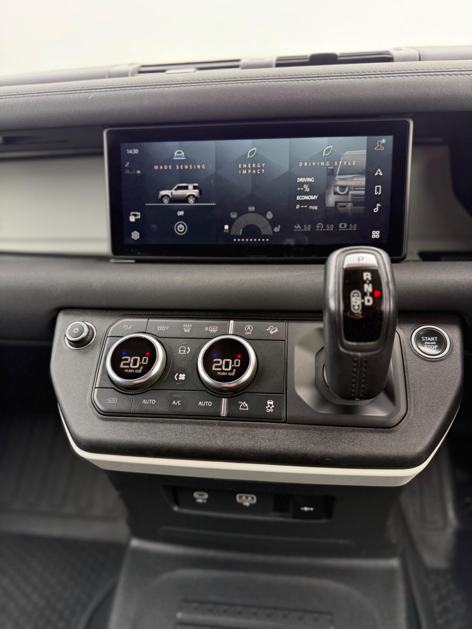 Used Land Rover Defender 90 2021 for sale - 77586276: Photo 44