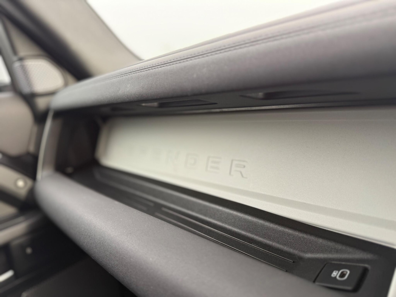 Used Land Rover Defender 90 2021 for sale - 77586276: Photo 49