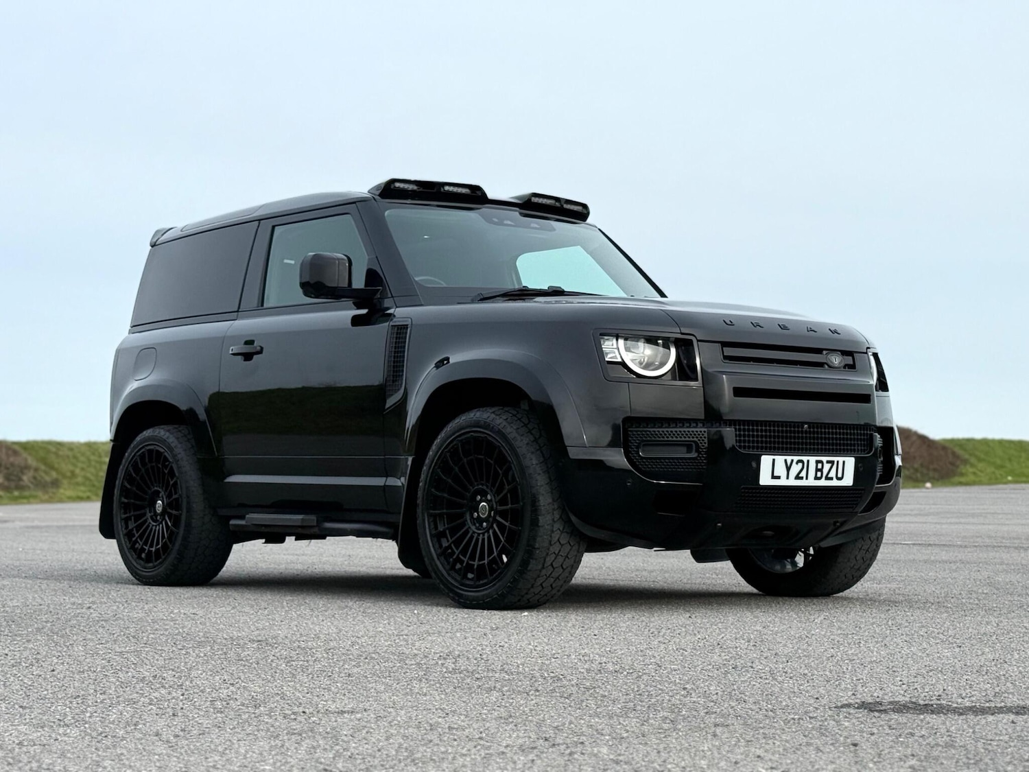 Used Land Rover Defender 90 2021 for sale - 77586276: Photo 8