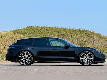 Used Porsche Taycan 2023 for sale - 79180755: Photo