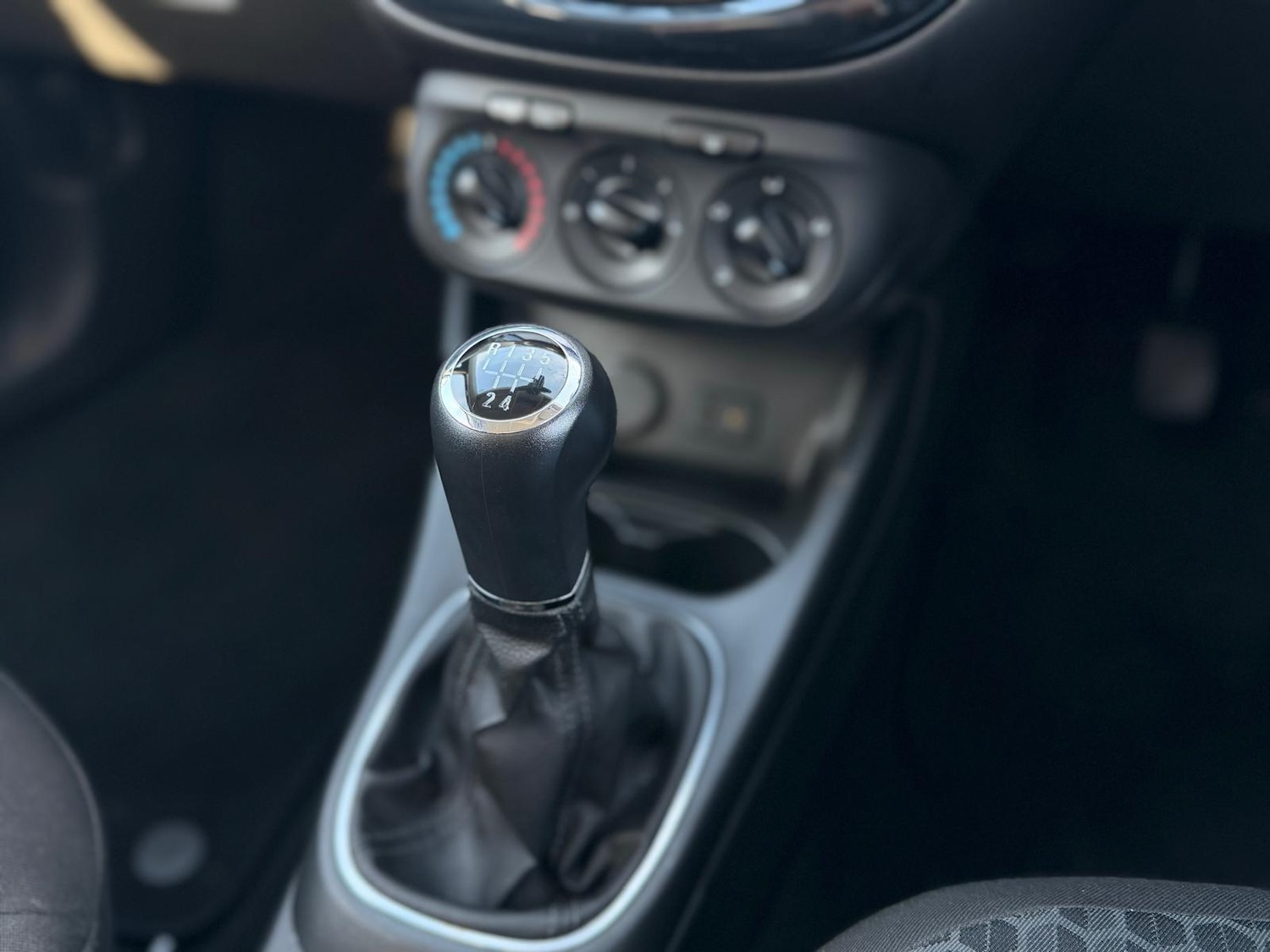 Used Vauxhall Corsa 2015 for sale - 77267684: Photo 30