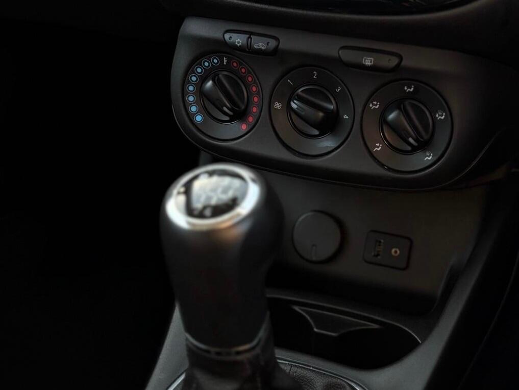 Used Vauxhall Corsa 2015 for sale - 77267684: Photo 44