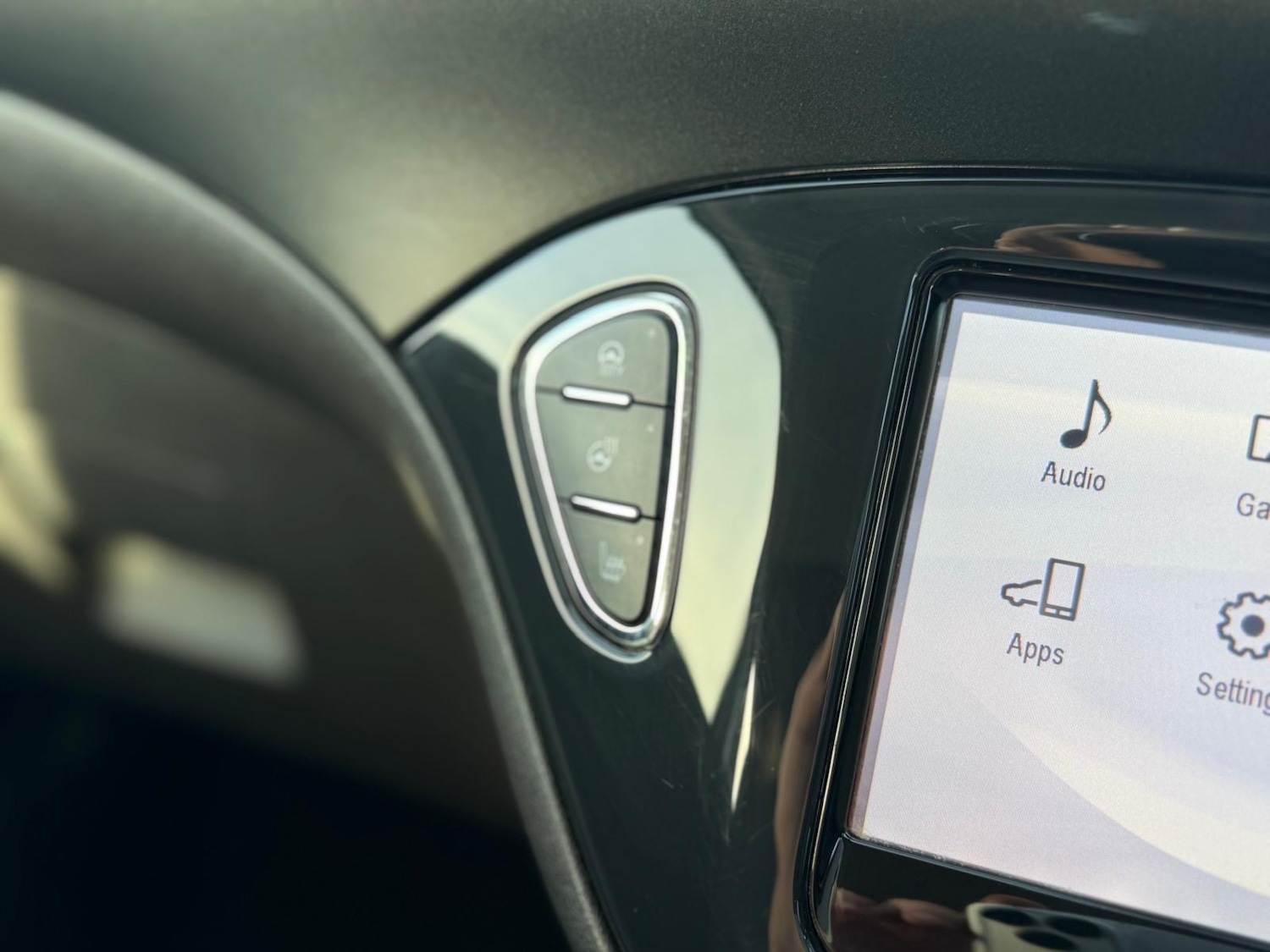 Used Vauxhall Corsa 2015 for sale - 77267684: Photo 53