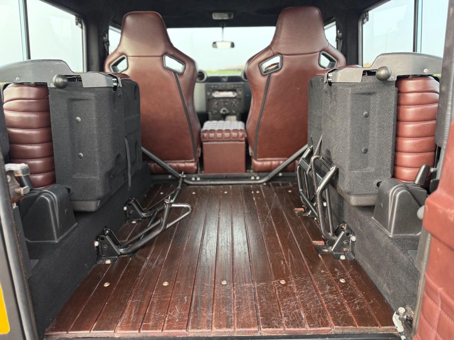 Used Land Rover Defender 2011 for sale - 77768338: Photo 11