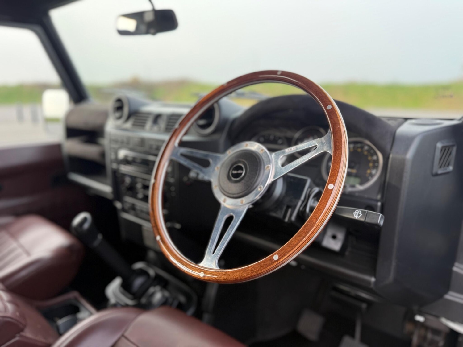 Used Land Rover Defender 2011 for sale - 77768338: Photo 12