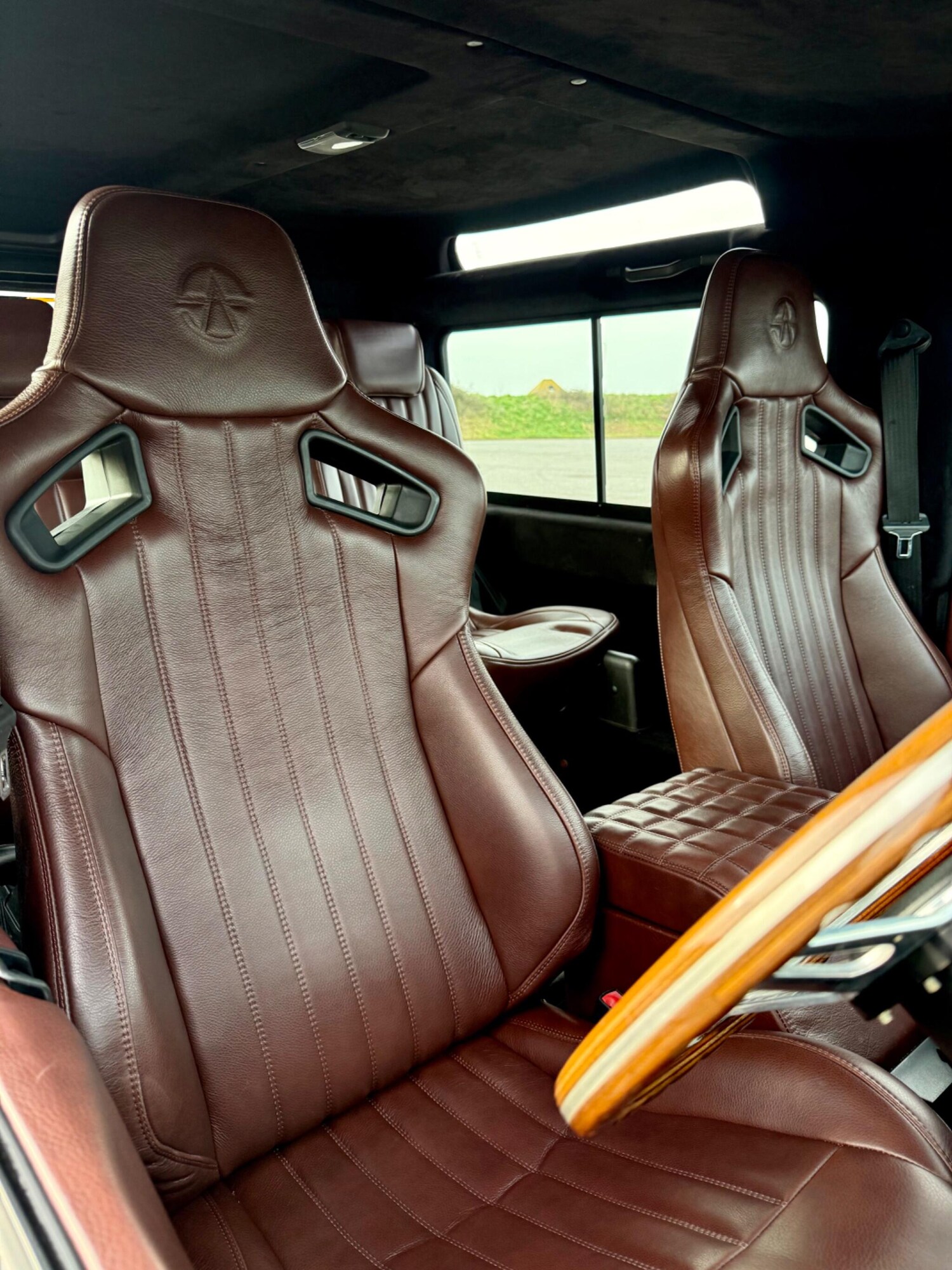 Used Land Rover Defender 2011 for sale - 77768338: Photo 32