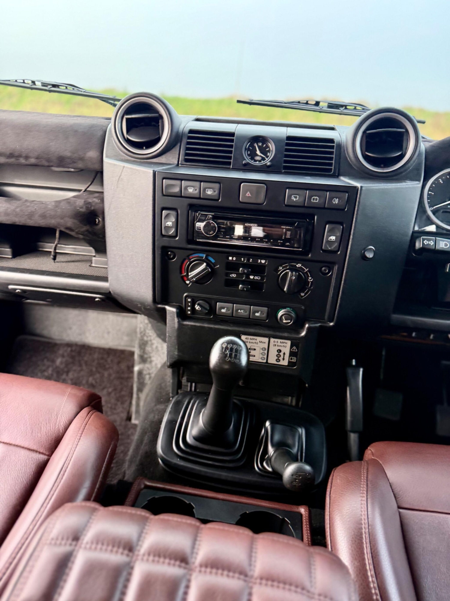 Used Land Rover Defender 2011 for sale - 77768338: Photo 40