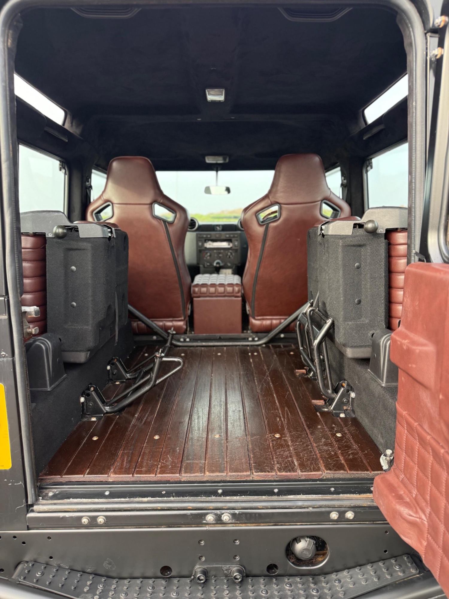 Used Land Rover Defender 2011 for sale - 77768338: Photo 48