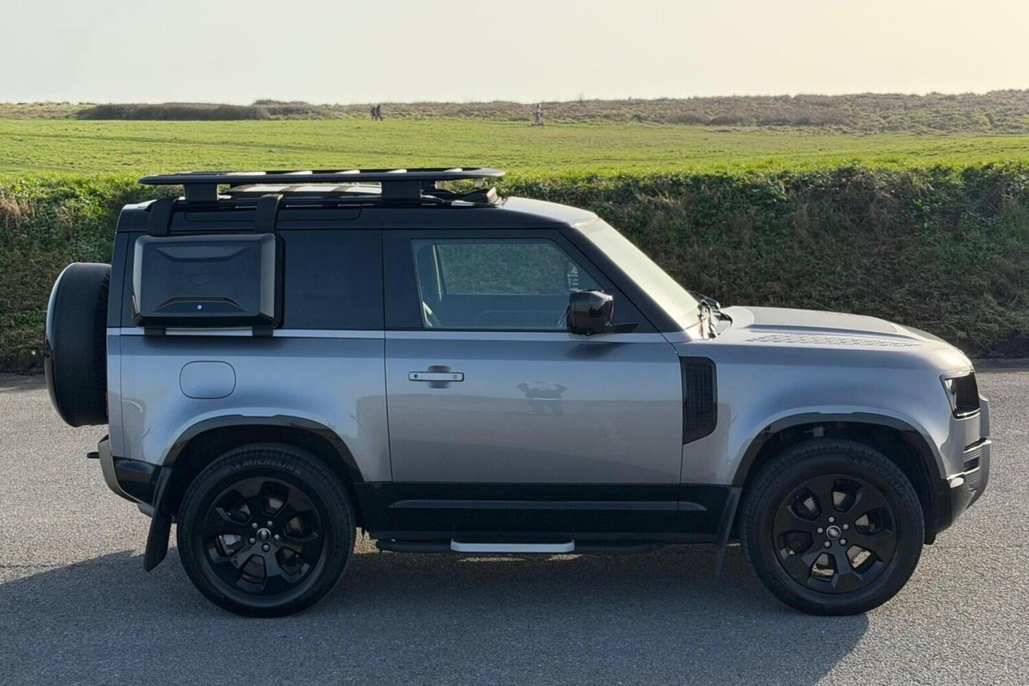 Used Land Rover Defender 90 for sale - 77670687: Photo 24