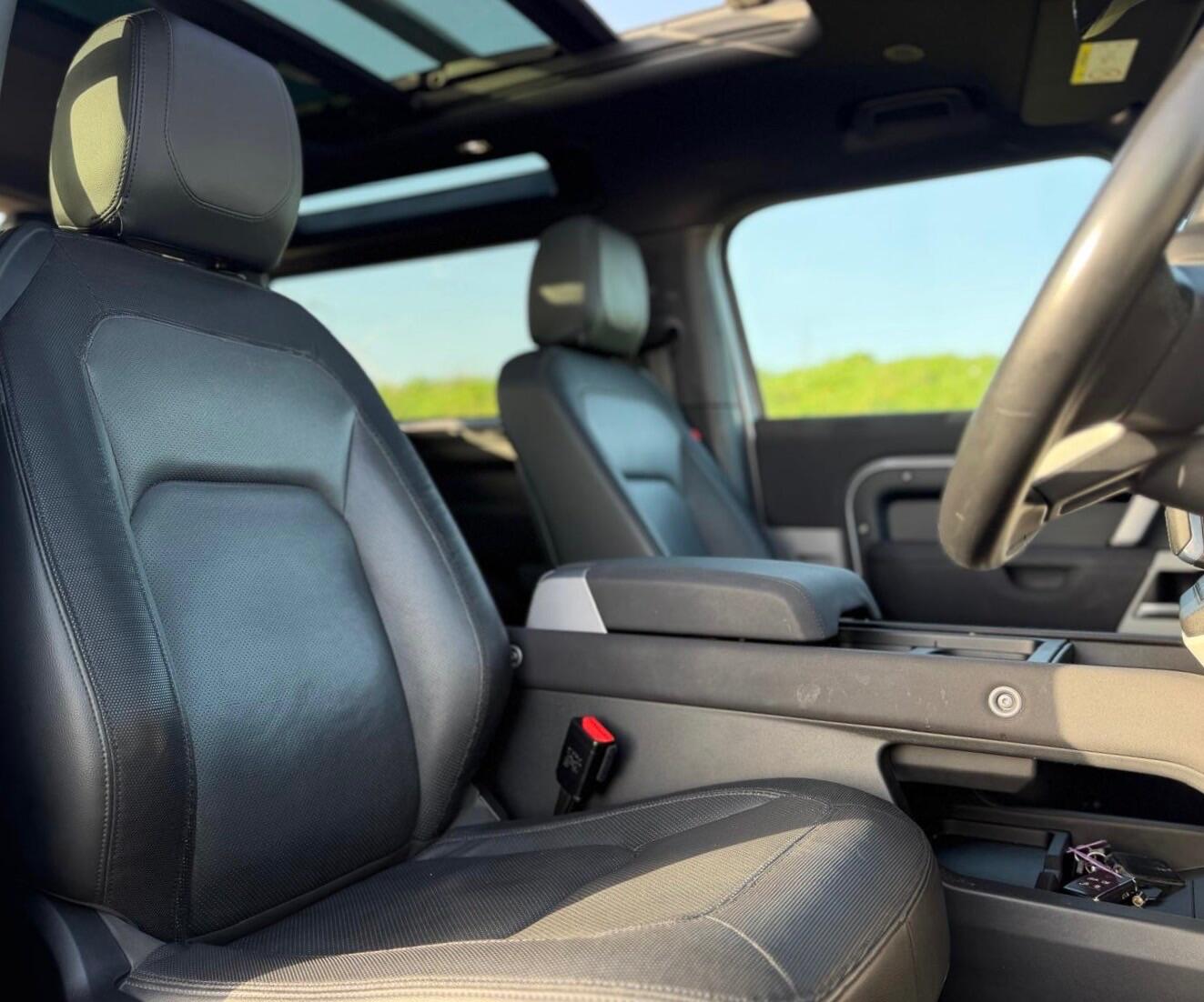 Used Land Rover Defender 90 for sale - 77670687: Photo 32