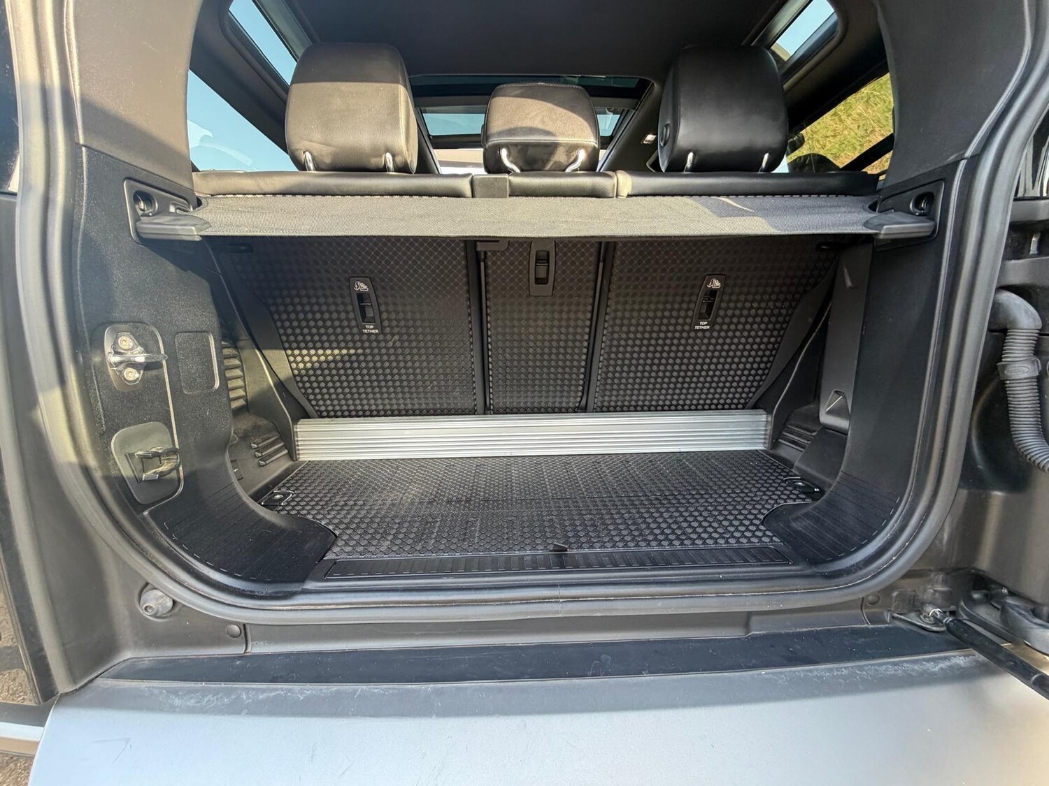 Used Land Rover Defender 90 for sale - 77670687: Photo 55