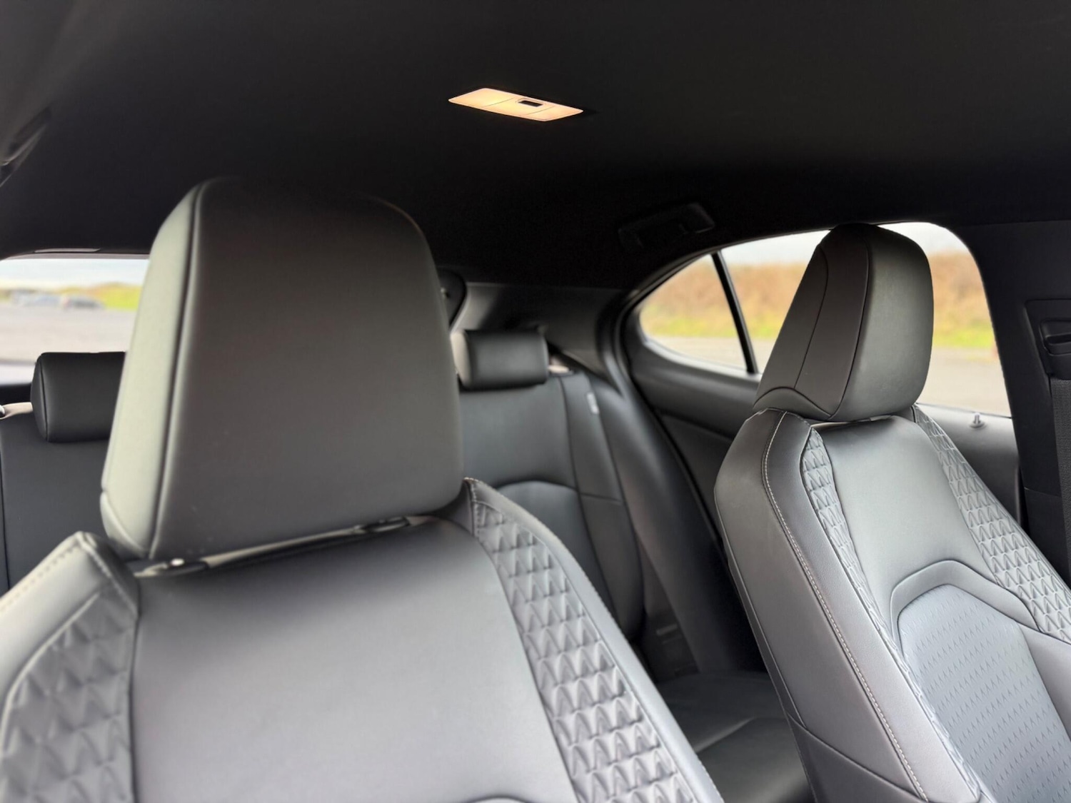 Used Lexus UX for sale - 77242464: Photo 40