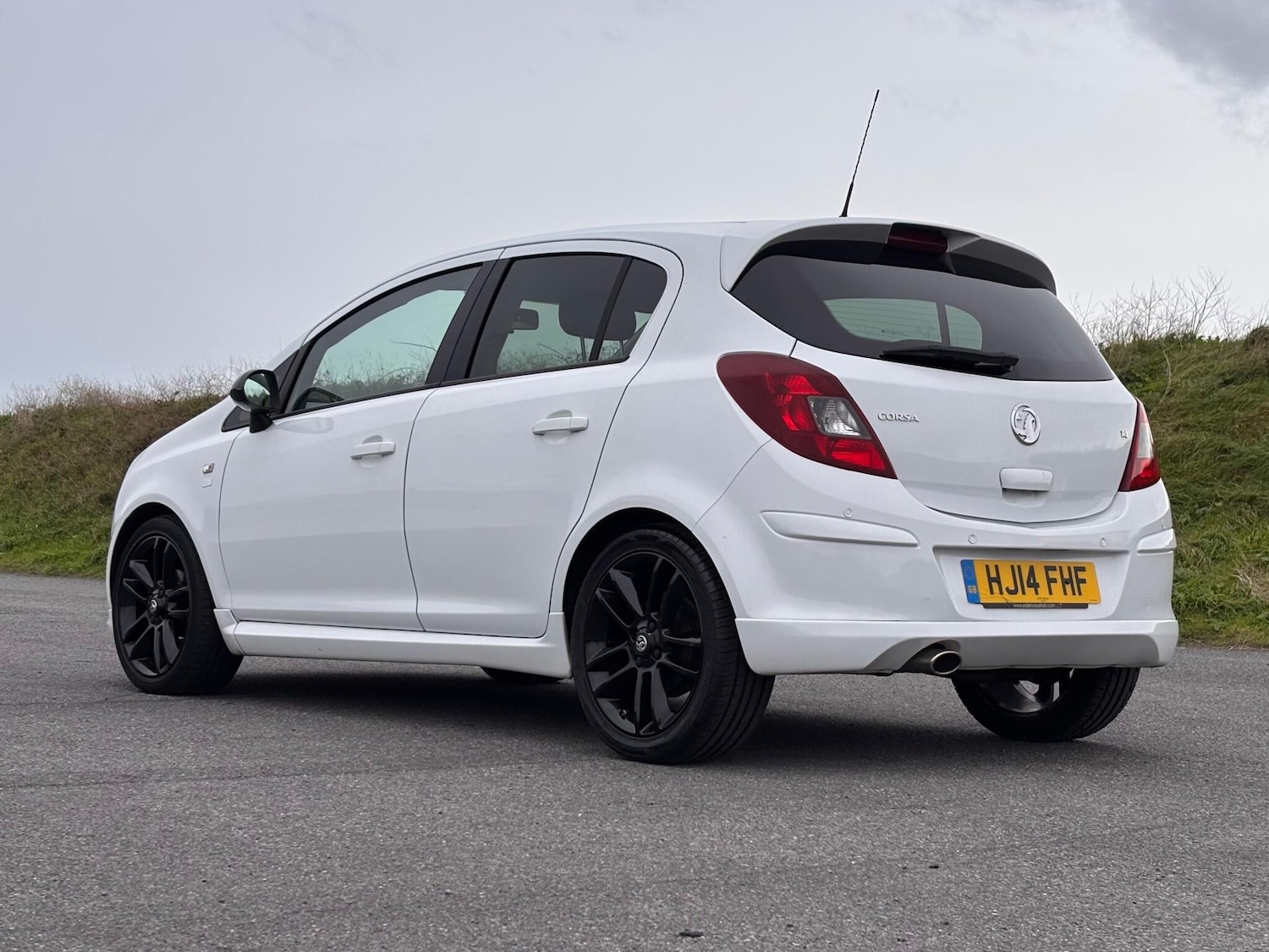 Used Vauxhall Corsa 2014 for sale - 76380663: Photo 4
