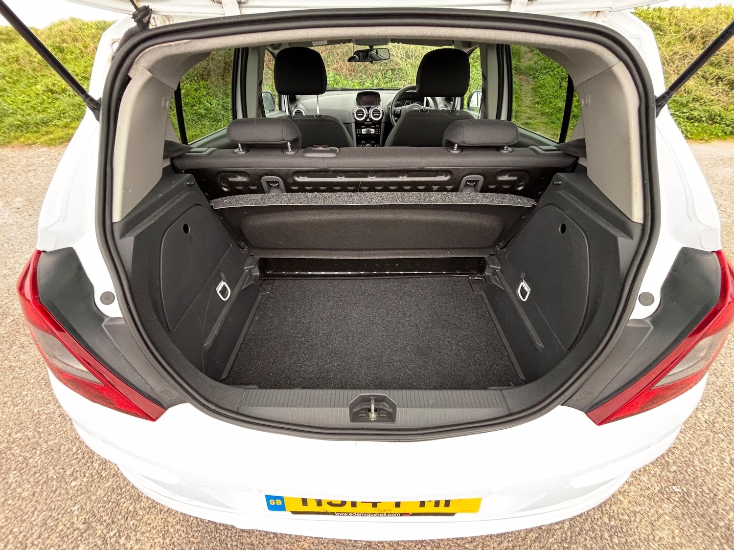 Used Vauxhall Corsa 2014 for sale - 76380663: Photo 47