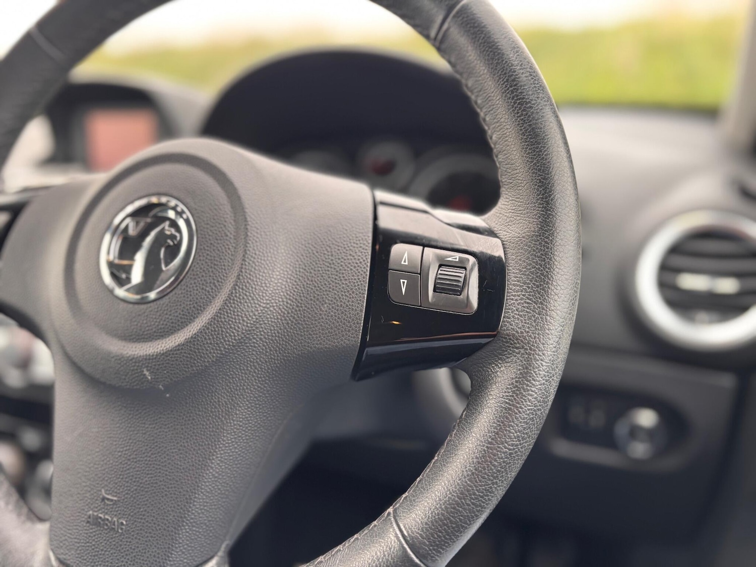 Used Vauxhall Corsa 2014 for sale - 76380663: Photo 49