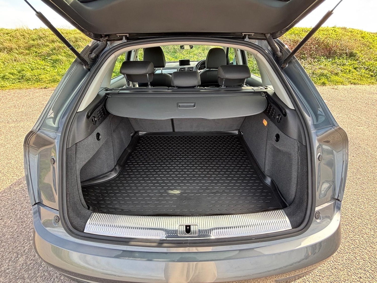 Used Audi Q3 2015 for sale - 76201155: Photo 44