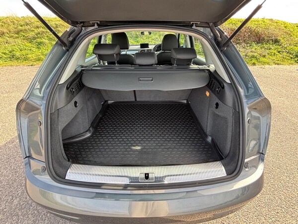 Used Audi Q3 2015 for sale - 76201155: Photo 45