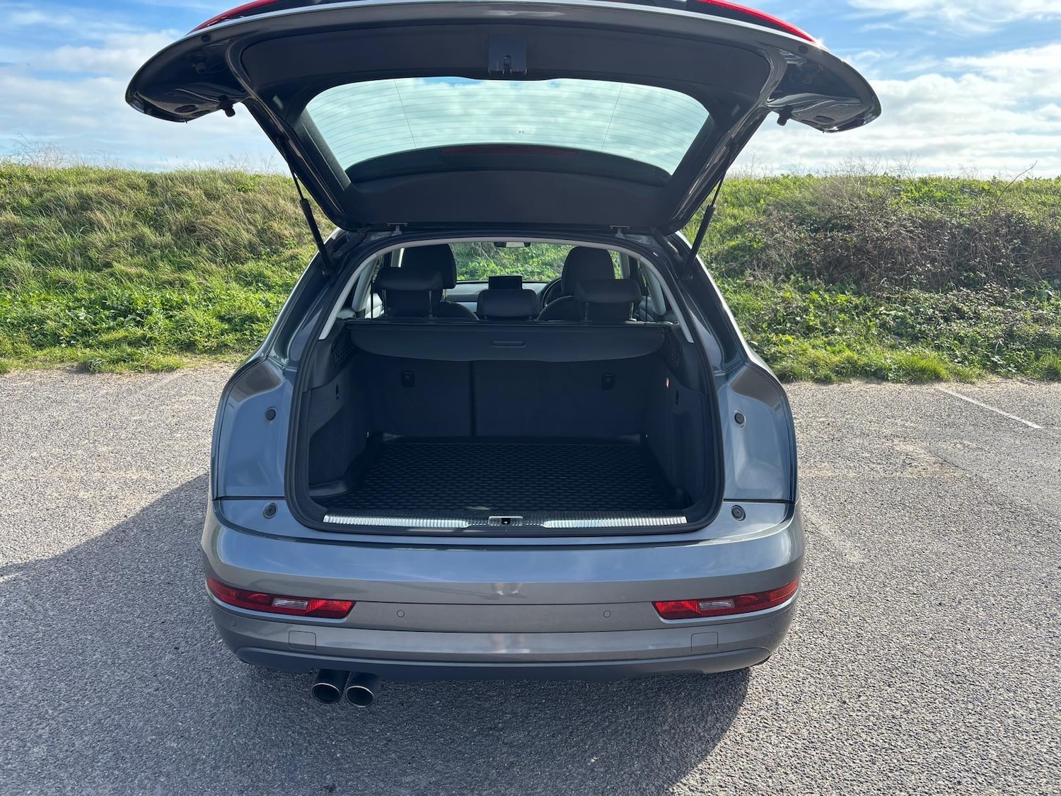 Used Audi Q3 2015 for sale - 76201155: Photo 50