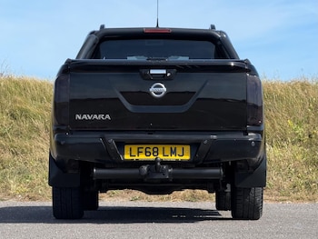 Used Nissan Navara 2018 for sale - 79144633: Photo