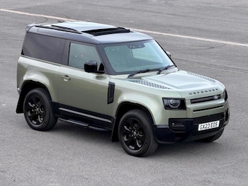 Used Land Rover Defender 2023 for sale - 79132461: Photo