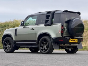 Used Land Rover Defender 2023 for sale - 79132461: Photo