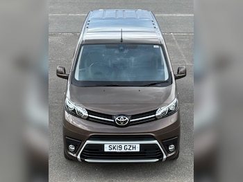 Used Toyota PROACE CITY Verso 2019 for sale - 78586624: Photo
