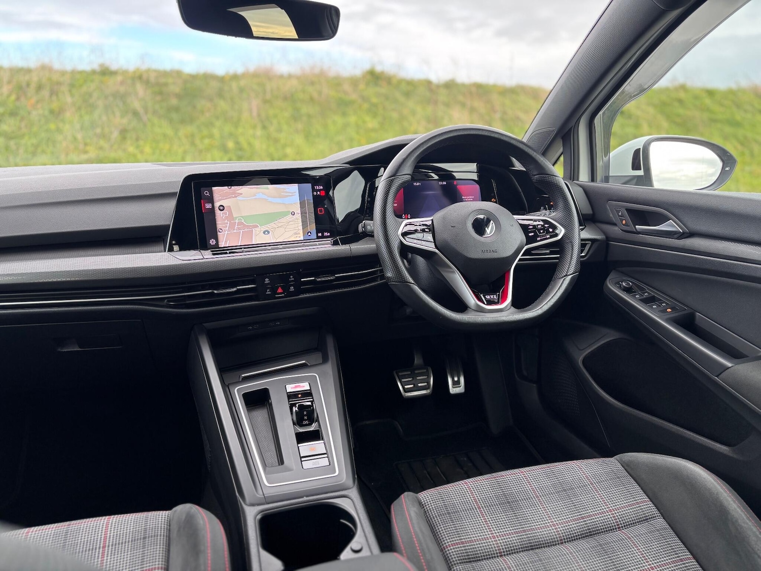 Used Volkswagen Golf 2020 for sale - 76472247: Photo 51