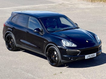 Used Porsche Cayenne 2011 for sale - 79657892: Photo