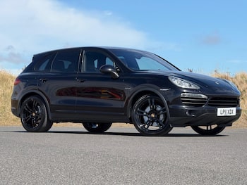 Used Porsche Cayenne 2011 for sale - 79657892: Photo