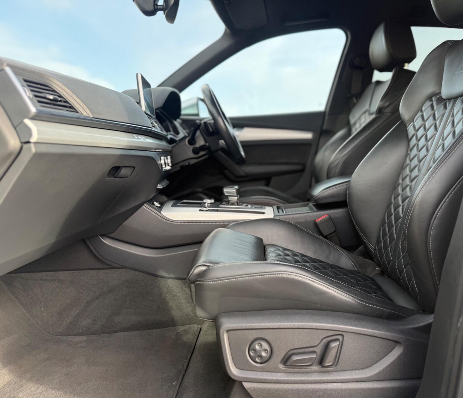 Used Audi Q5 2018 for sale - 77468668: Photo 57