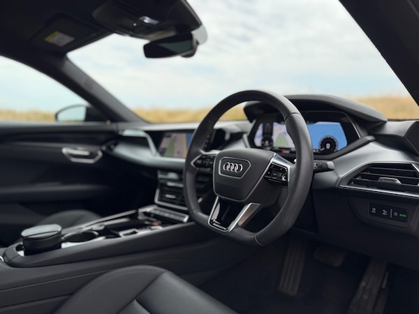 Used Audi e-tron GT 2022 for sale - 75551911: Photo 13