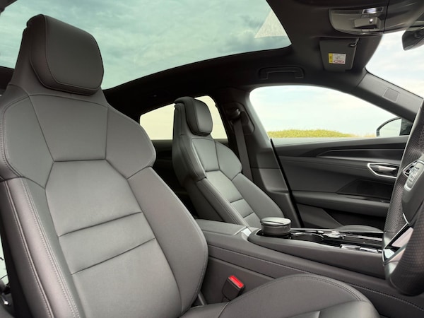 Used Audi e-tron GT 2022 for sale - 75551911: Photo 17