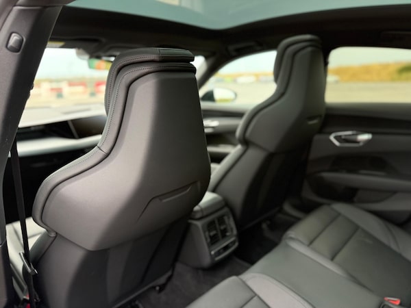 Used Audi e-tron GT 2022 for sale - 75551911: Photo 19